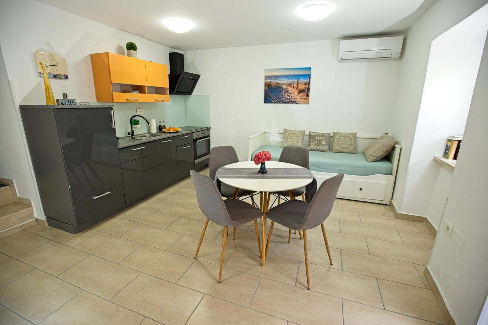 Lara Renovated 2023 Piran